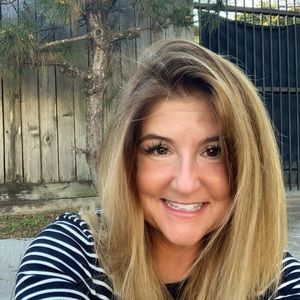 Meet your Posher, Valerie